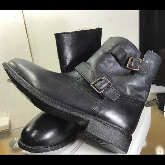 Beautiful Zigi SohoLeather Black Ankle Winter Boot - Picture 12 of 15